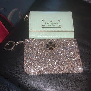 I’m selling 2 Kate spade pouches good condition!
